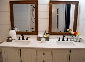 Double-Sink-in-2nd-Bath-Room