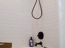 Subway-tile-in-2nd-Bath